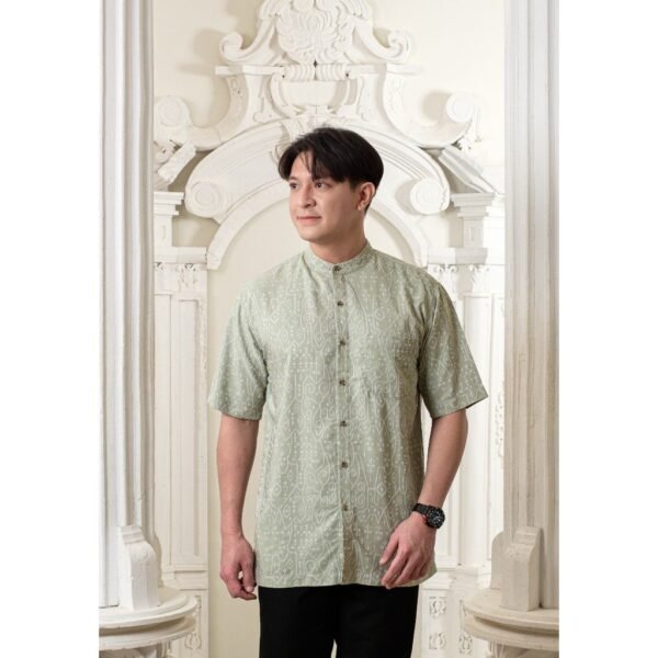 Intresse Padma Nara Green Short Baju Koko