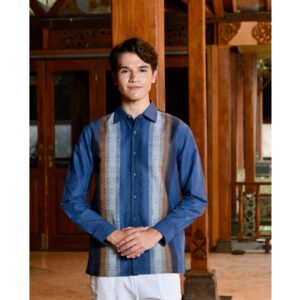 Intresse Somba Laut Navy Long Sleeve Kemeja